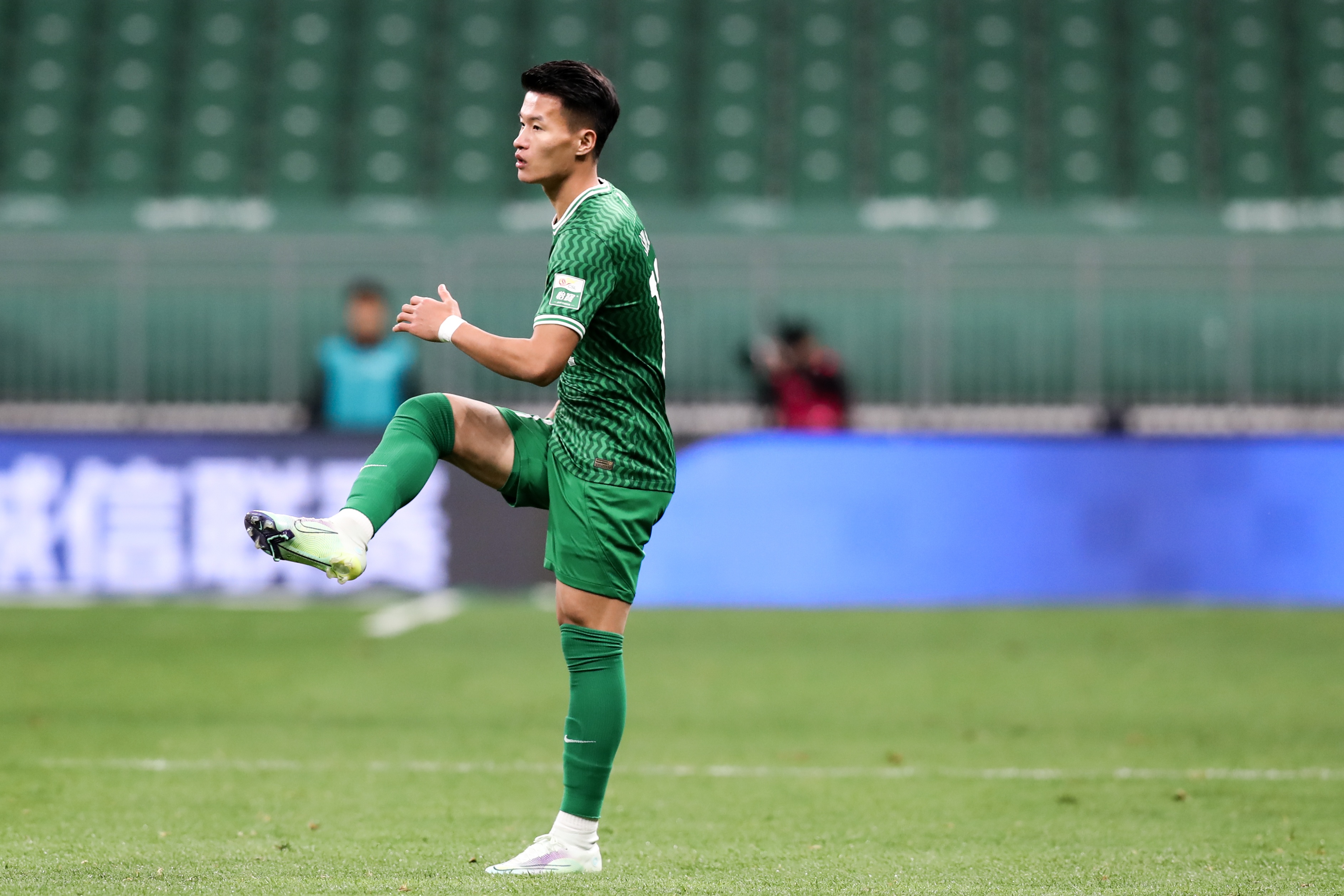 国安今日兵发广州 塞尔吉尼奥缺阵足协杯 张玉宁林良铭明日驰援