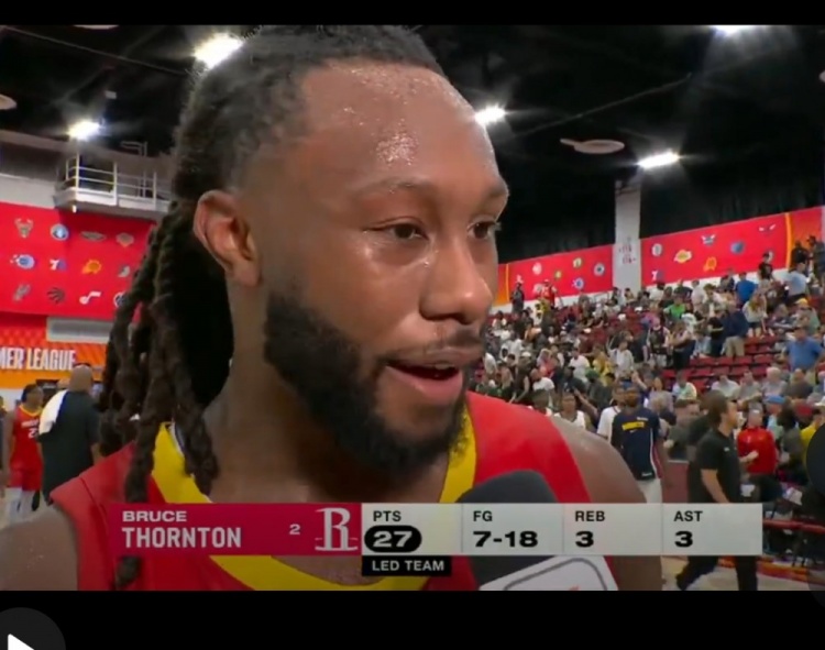 火箭次轮秀桑顿首秀27分 正负值+20全场最高