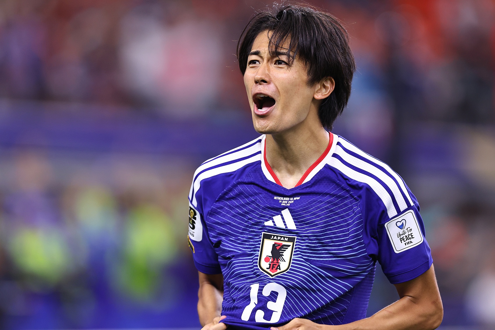 兰斯为日本前锋中村敬斗标价2500万欧，马赛加入争夺