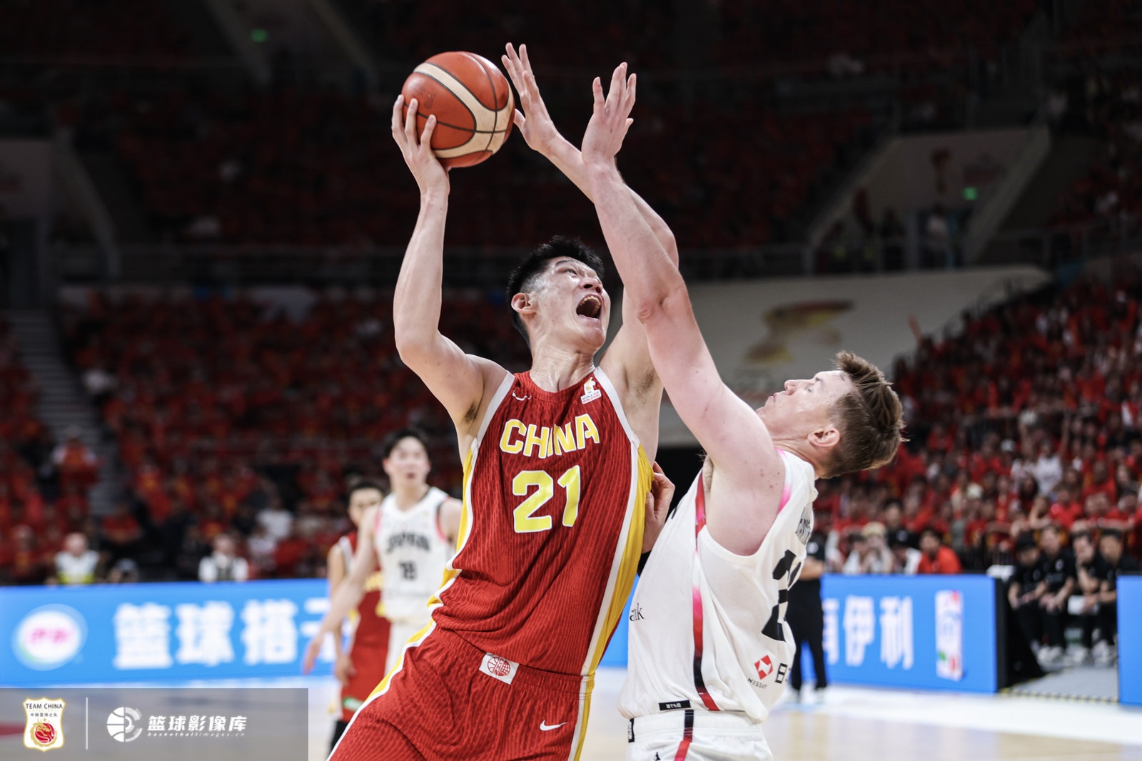 胡金秋胡明轩回归 中国男篮今晚战新西兰