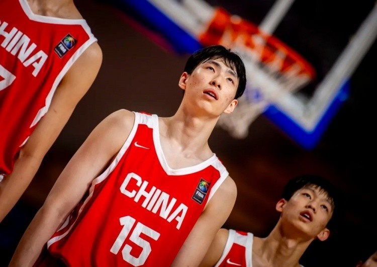 媒体人：U18这批球员决定了未来的成绩 相信他们有更进一步的能力