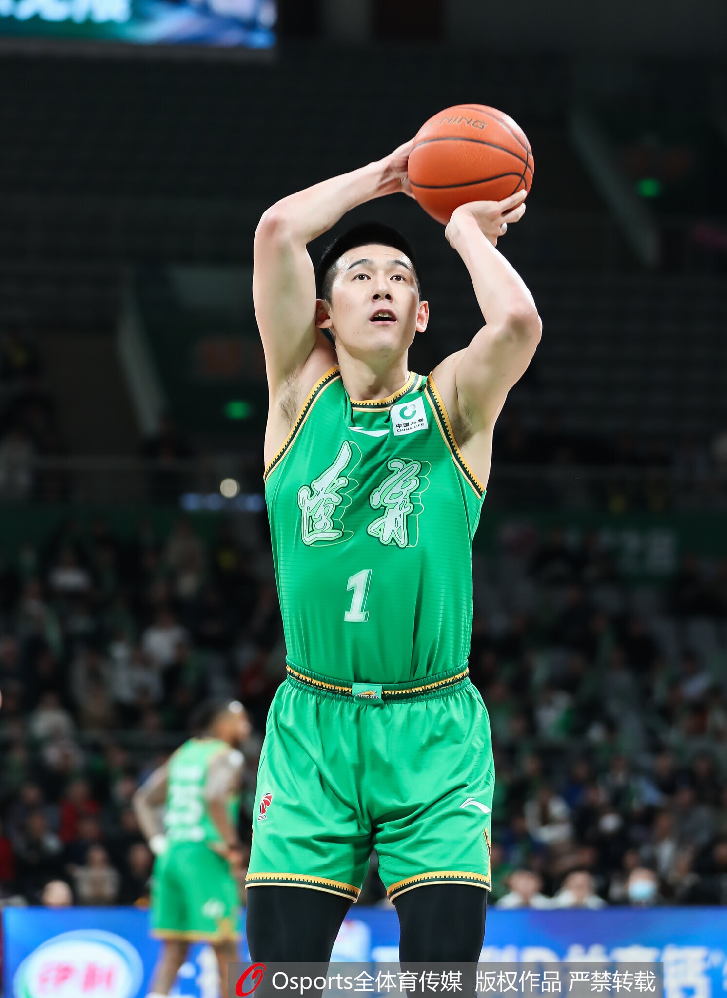 沈阳日报:辽篮显示出进行新老交替的决心 平均年龄大幅下降